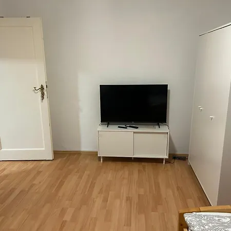 Ferienwohnung An Der Messe Hannover Esterno foto